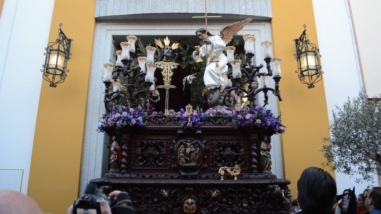 Salida de la hermandad de Oración en el Huerto