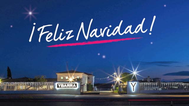 La pequeña Lucía enciende la Navidad en la fábrica de Ybarra