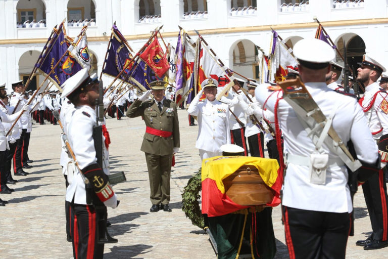 Último adiós al militar nazareno Antonio Carrero Jiménez